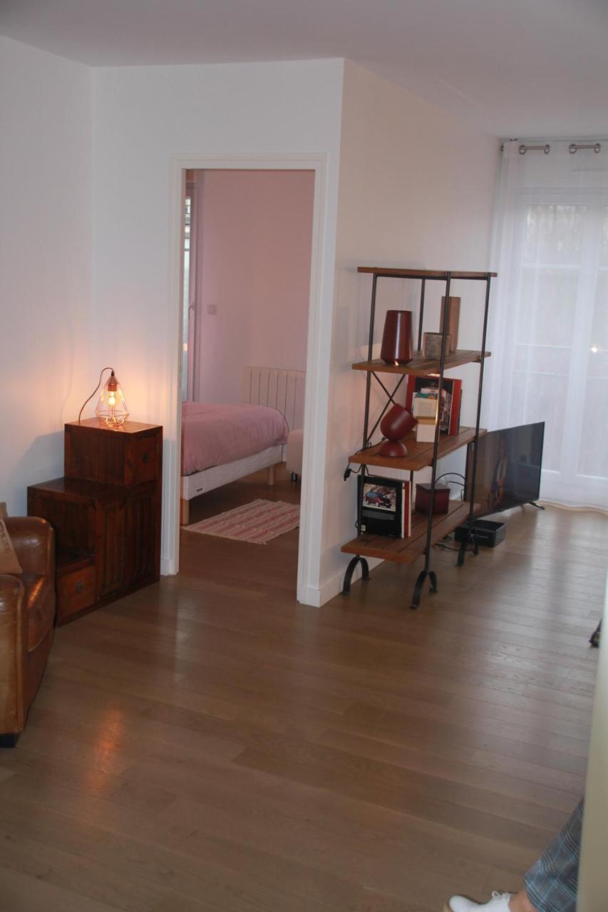 Disney Apart,3 Mn From Disney, 4Bedrooms, Double Free, Secured Parking,105 M2 Chessy  Kültér fotó