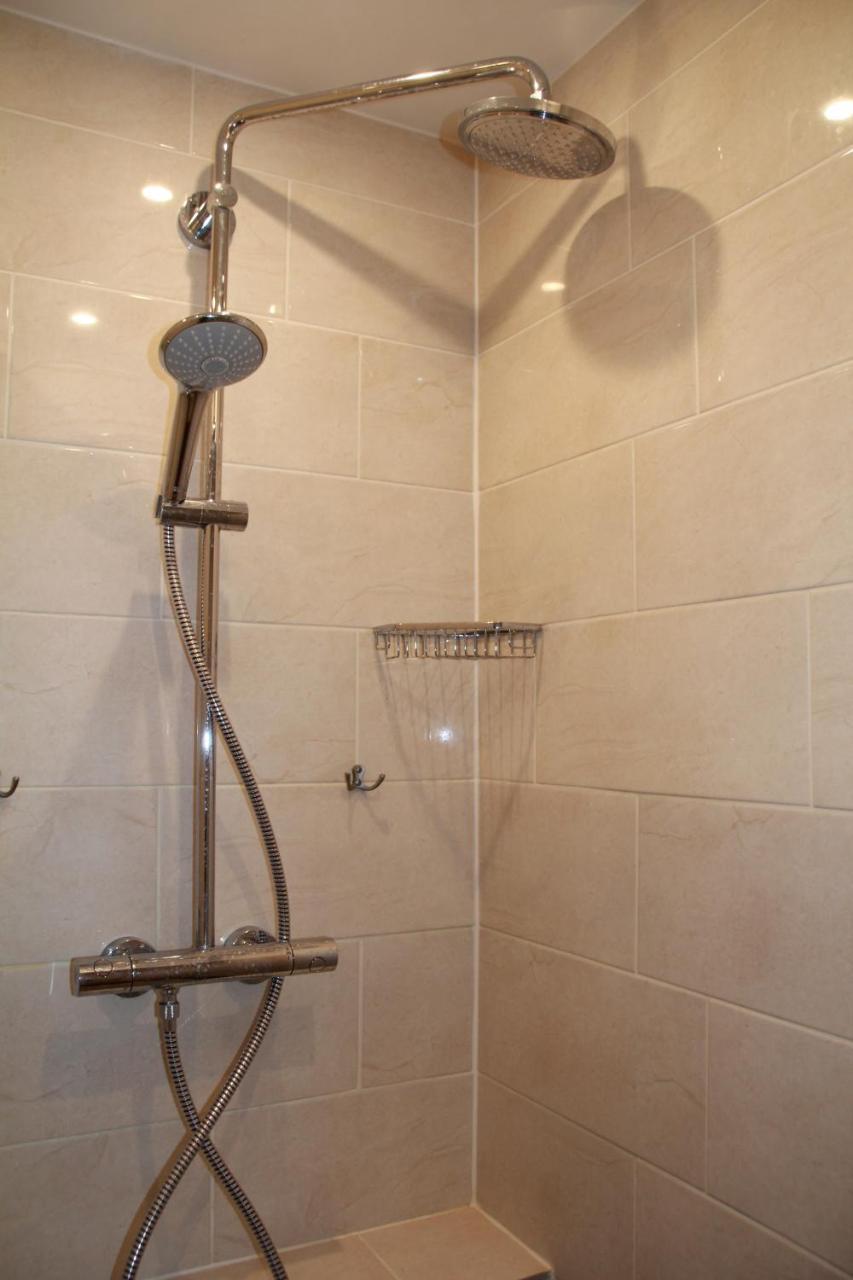 Disney Apart,3 Mn From Disney, 4Bedrooms, Double Free, Secured Parking,105 M2 Chessy  Kültér fotó