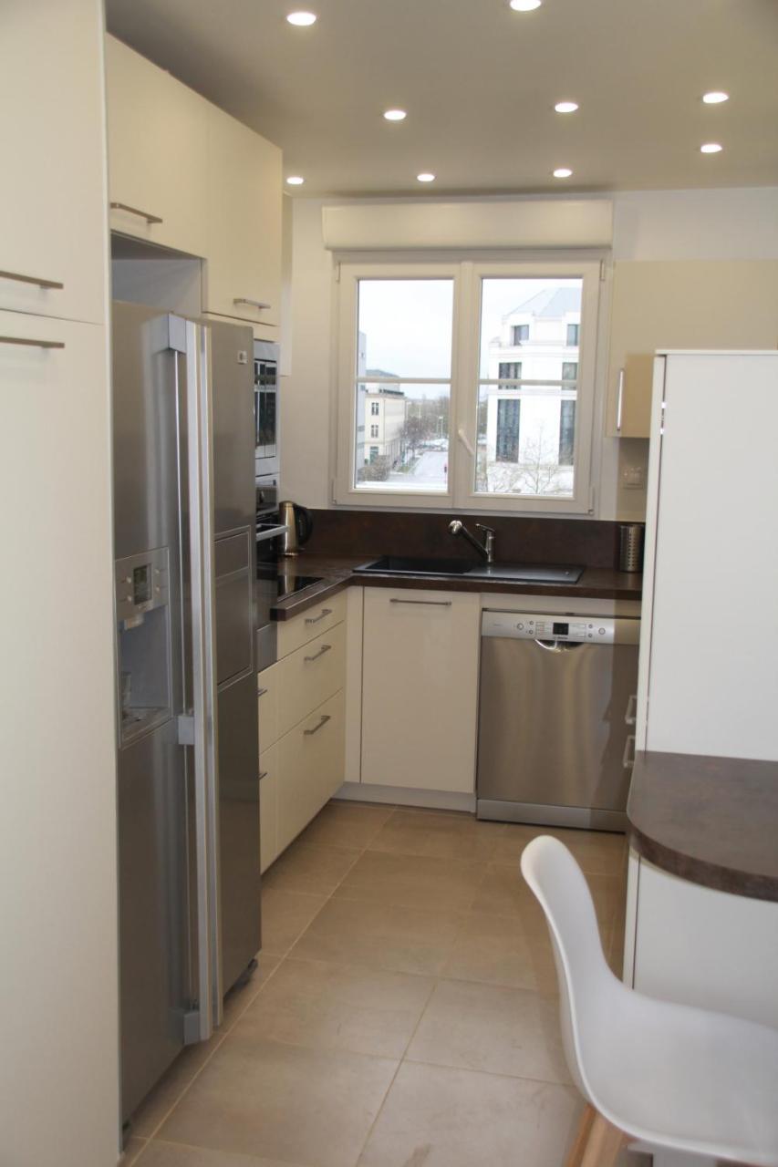Disney Apart,3 Mn From Disney, 4Bedrooms, Double Free, Secured Parking,105 M2 Chessy  Kültér fotó